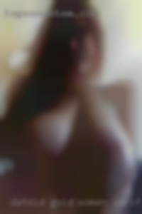 DATEiD gold women verified member near Castaic.