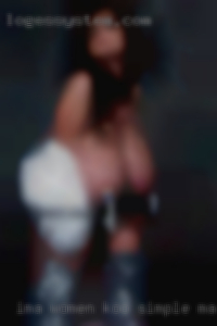 Ima women koo simple man with simple details.