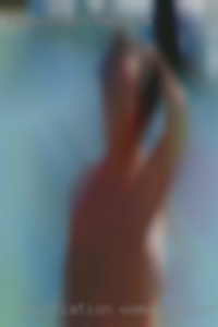 Negotiation woman prior to commencement.